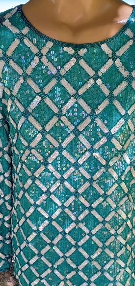 STUNNING SEQUIN SET - Picture 2 of 14